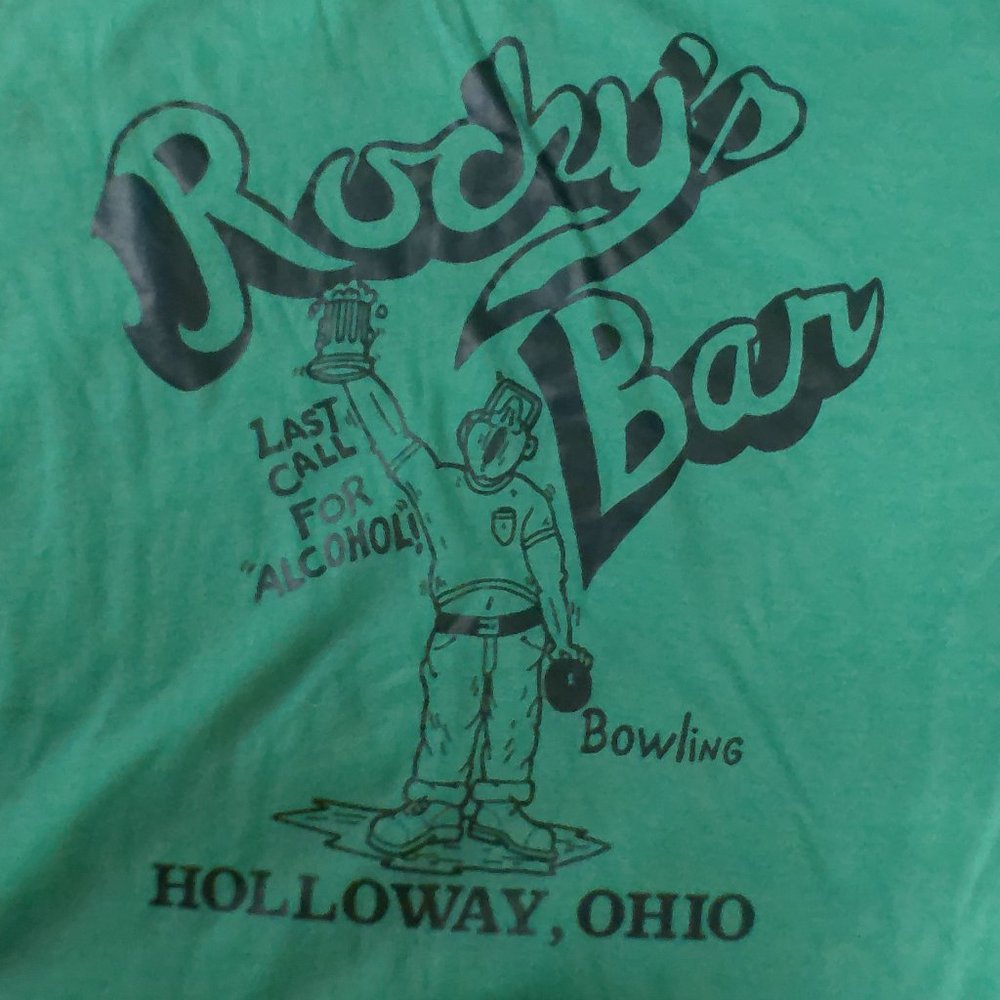 Vintage 90's 'Rocky's Bar' Halloway Ohio Graphic T-shirt